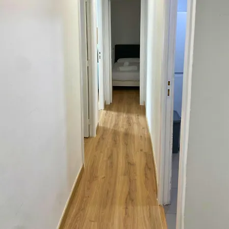 Amazing In Poblenou With 3 Bedrooms Апартаменты