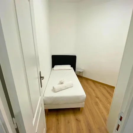 Amazing In Poblenou With 3 Bedrooms Апартаменты Барселона