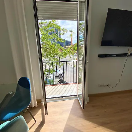 Amazing In Poblenou With 3 Bedrooms Апартаменты *